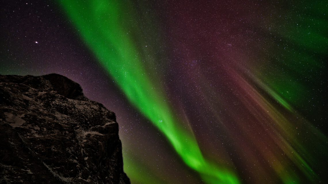10. Februar, Polarlichter am Strand von Uttakleiv