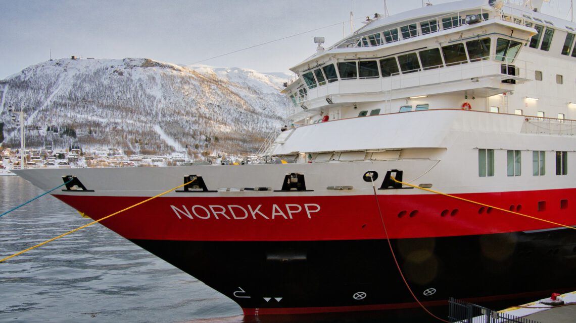 15 – 16. Februar: Mit der Hurtigruten von Svolvær  nach Tromsø